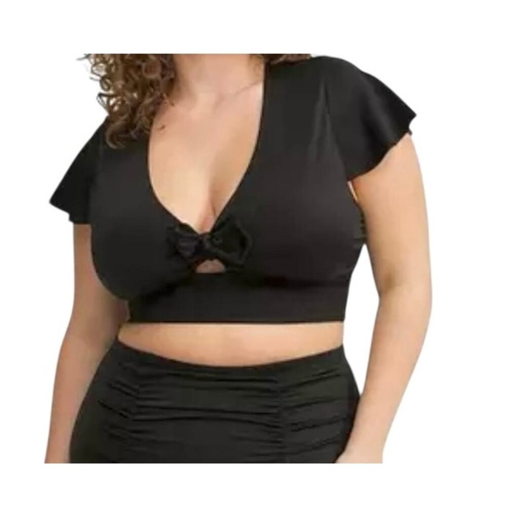 Torrid 3 wireless flutter sleeve faux tie keyhole swim top SW 2820